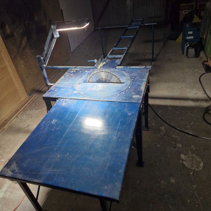 Pila stolowa Cyrkularka obrotowa.