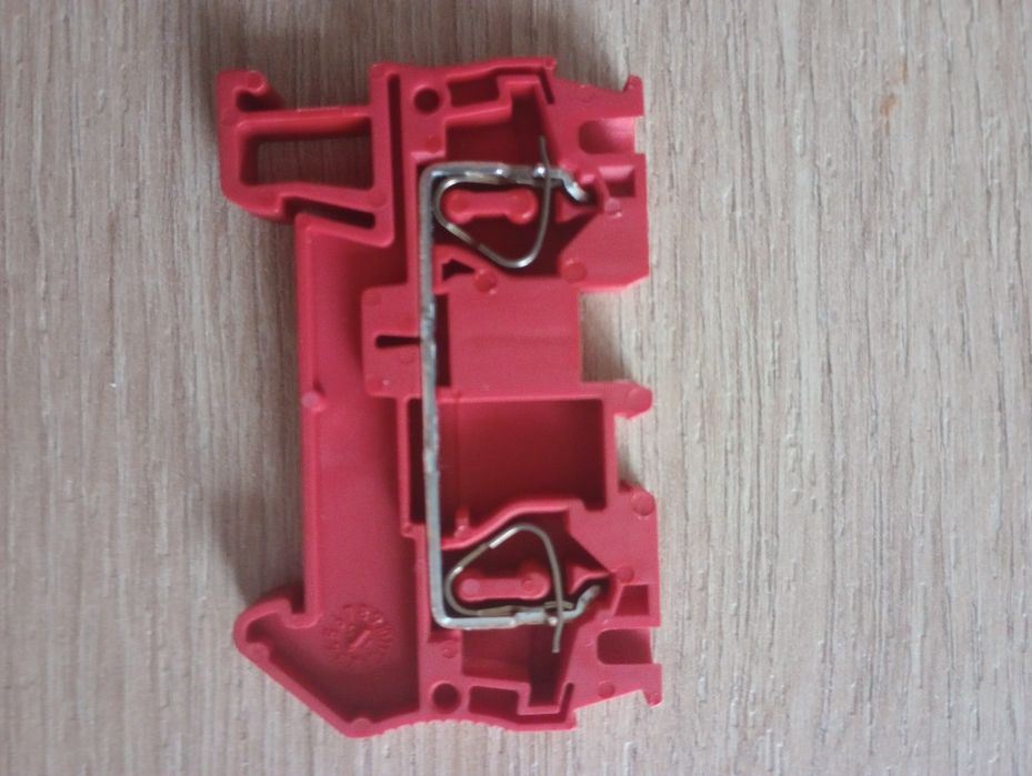 Złączka przelotowa ST 4 czerwona 50 sztuk