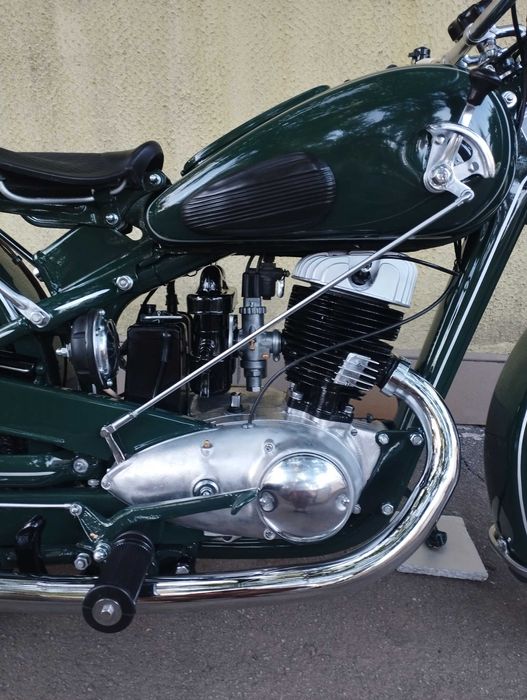 Продам мотоцикл ИЖ 49