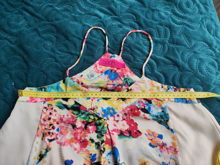 Top na szelkach - Boohoo - S/M