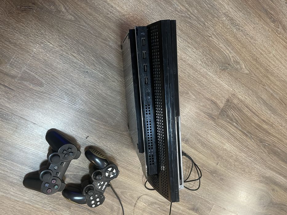 Ps 3 під відновлення + 2 джойстики