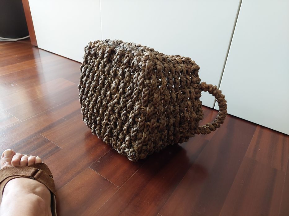 Cesto praticamente novo