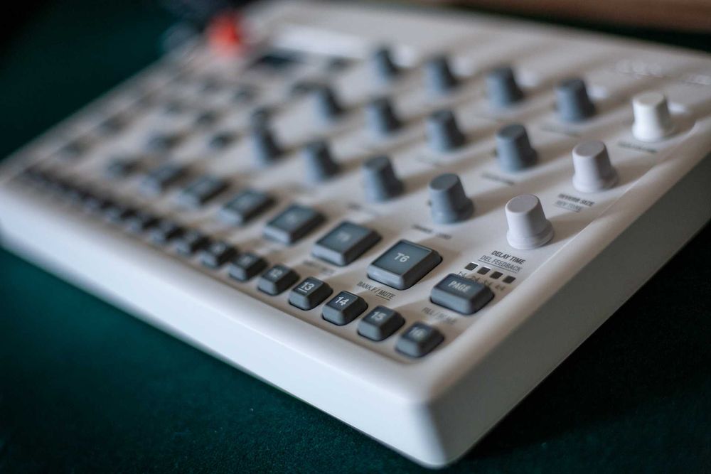 Elektron Samples + 1 GB sampli i decksaver
