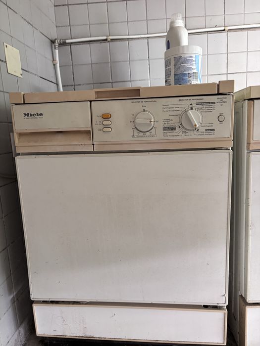 Máquina lavar roupa Miele