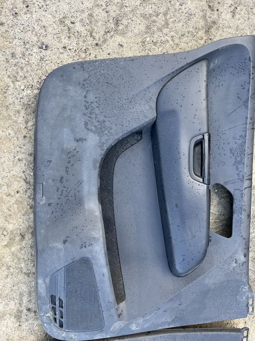 Amarok 2011 2h0 Boczki Drzwi