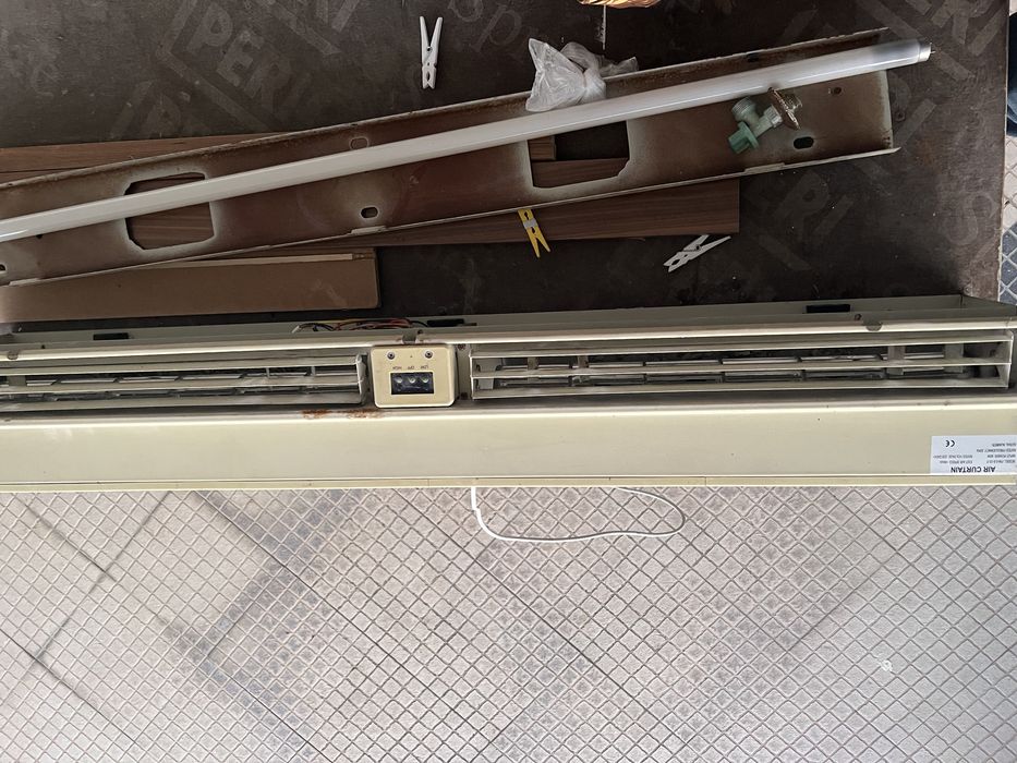 Vendo Cortina de Ar, A Funcionar a 100%