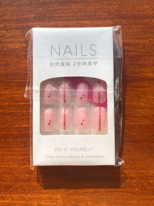 Unhas postiças novas