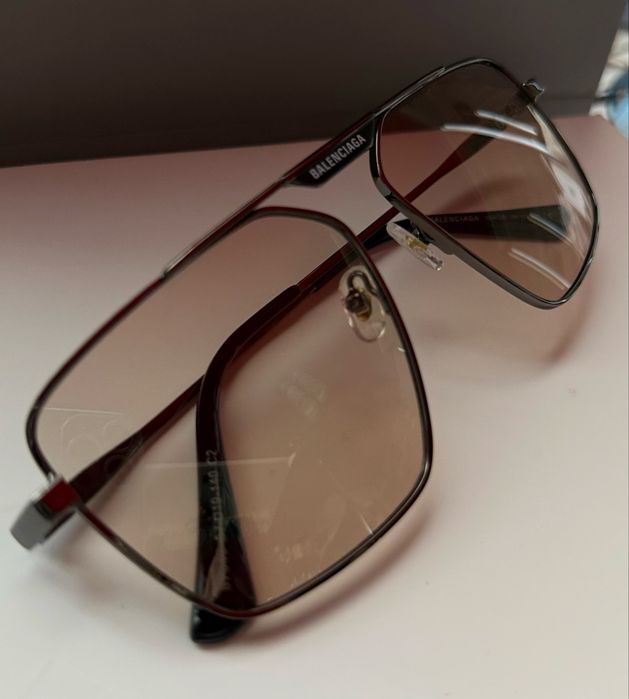 Окуляри жіночі в стилі balenciaga