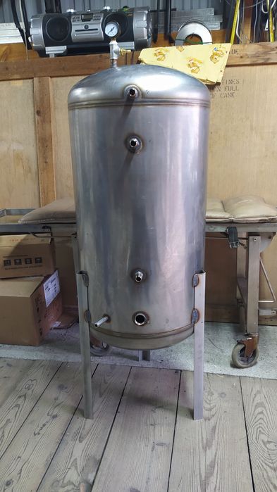 Hydrofor  nierdzewny 200 l