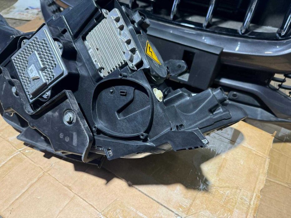 Zderzak Pas Przód Chłodnice Wentylator Lampy Xenon Maserati Levante