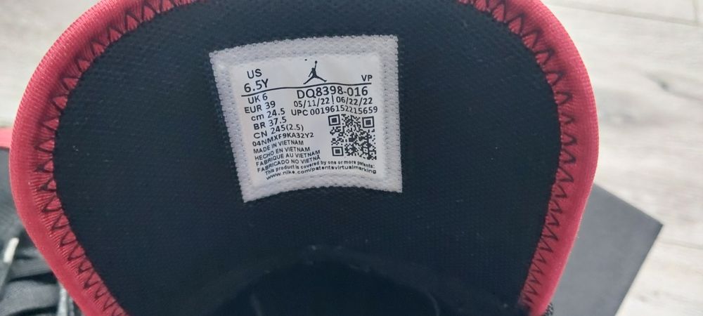Buty Jordan Air Stay Loyal2  rozm. 39