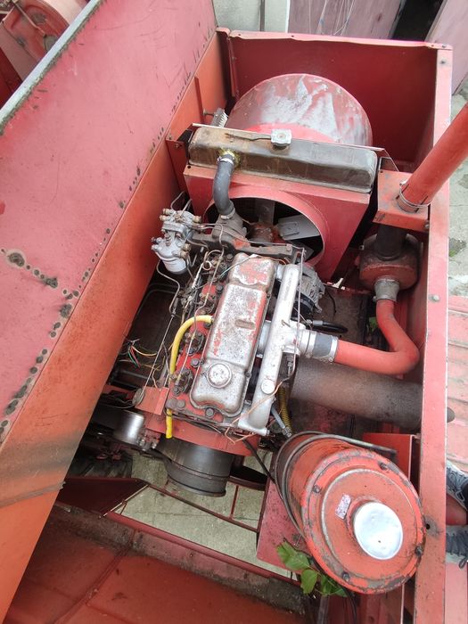 Комбайн масей фергусон 240 Massey Ferguson 240 не 206 і 186