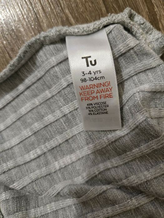 Ромпер/комбинезон на девочку. Возраст 3-4 года