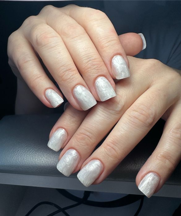 Манікюр на дому.