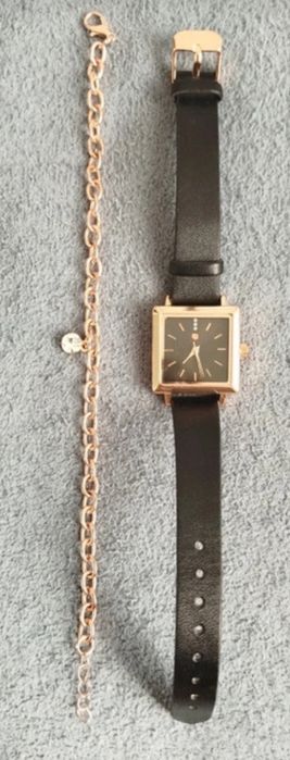 Relógio Com Pulseira