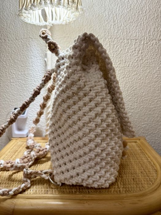 Mochila em maccrame