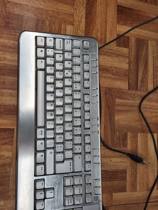 Teclado MK Plus com fios425907073823559681