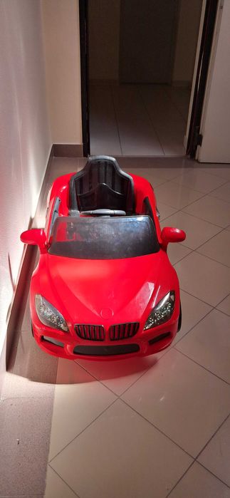 Carro elétrico para criança