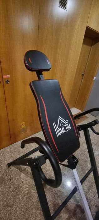 Mesa de inversão dobrável e ajustável
