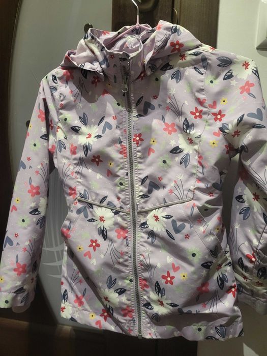 Продам вітровку для дівчинки бу