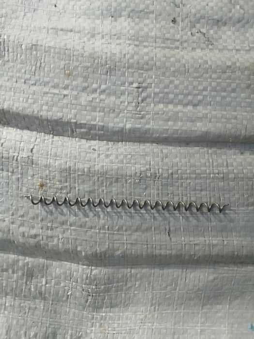 Продам пружинку для машинкі