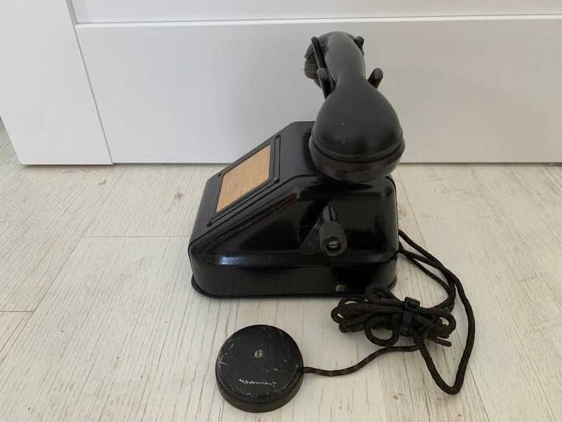 Stary bakelitowy telefon z korbką loft Siemens