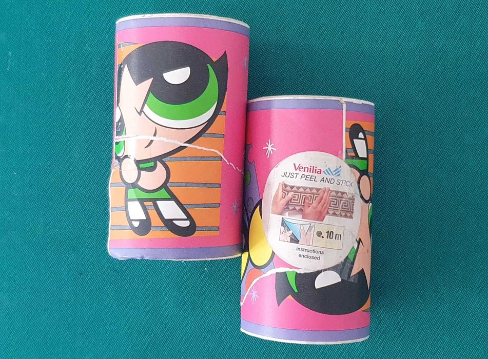 2 Rolos / Faixas de papel autocolante para parede - motivo BD feminina