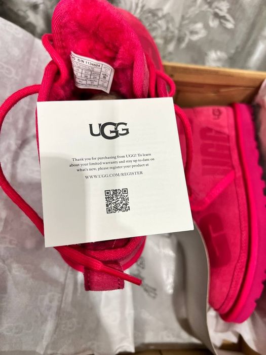 нереально красивые  ботинки оригинал для девочек размер 38