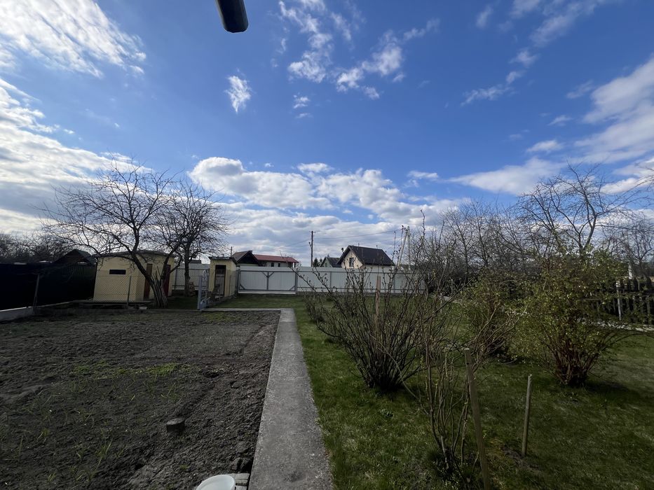 Продаж будинку с.Підрясне(Фуджікура)