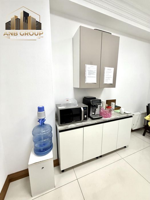 Есть генератор! Аренда офисного здания 750м2, ул.Жилянская, Центр