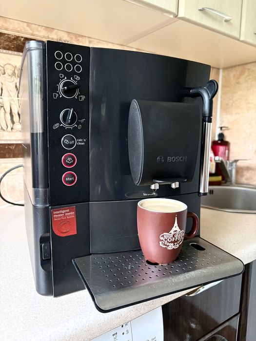 Кофеварка Bosch Verocafe кофемашина кавоварка є відео