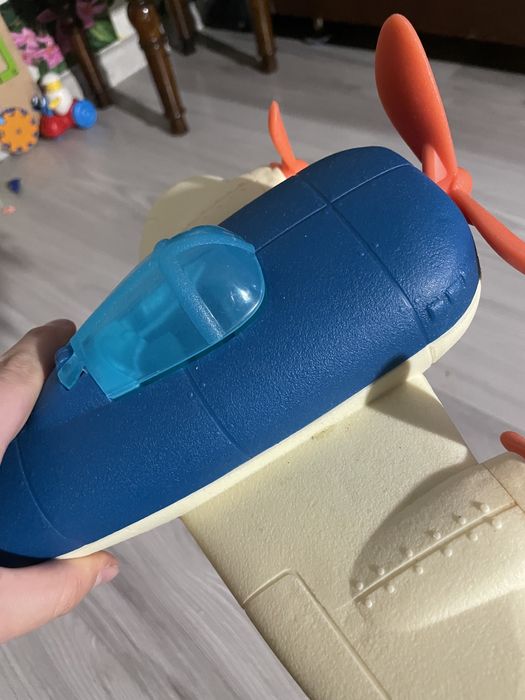 Іграшка літак Battat Баттатоліт