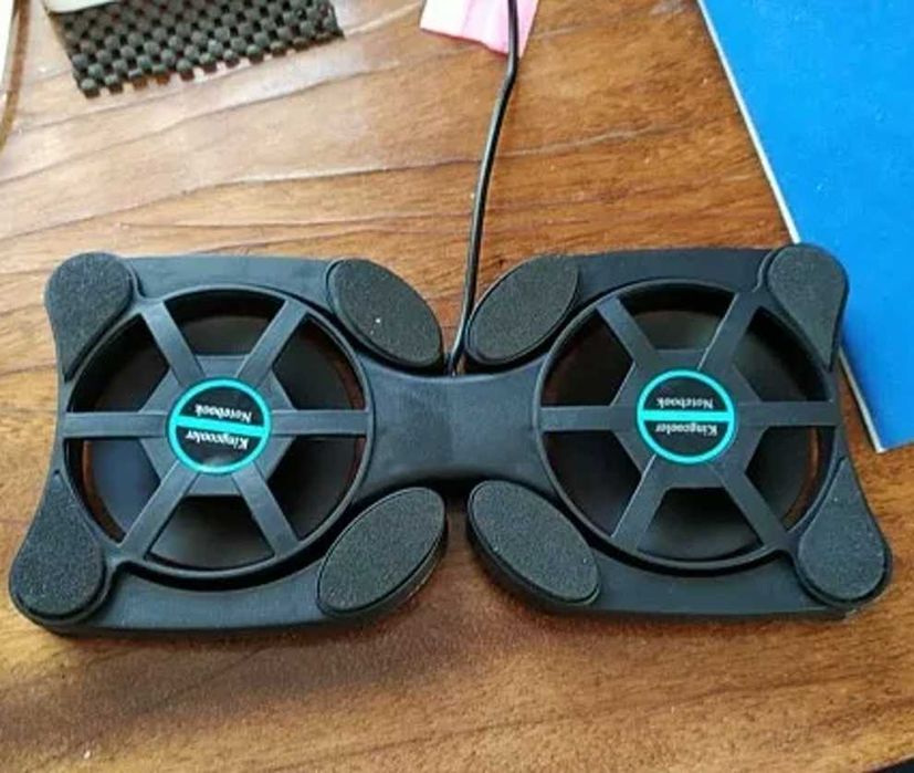 Дуже компактний охолоджувач ноутбука - Кулер ICE COOREL Foldable