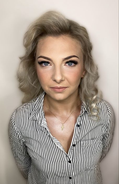 Makijaż wieczorowy/sylwestrowy/studniowkowy/slubny