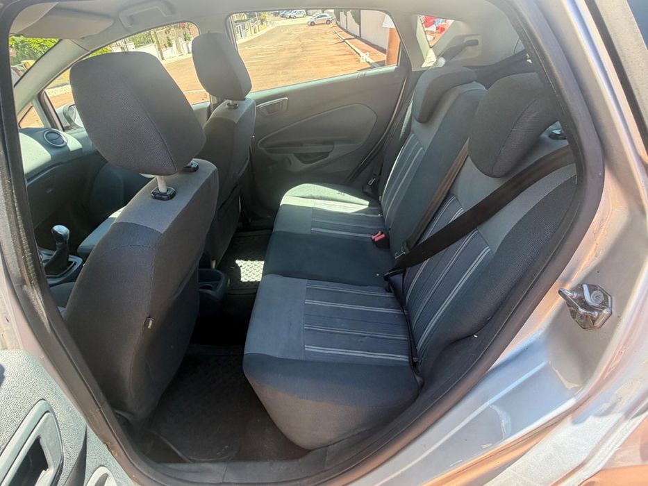 Ford Fiesta — fotografia 8