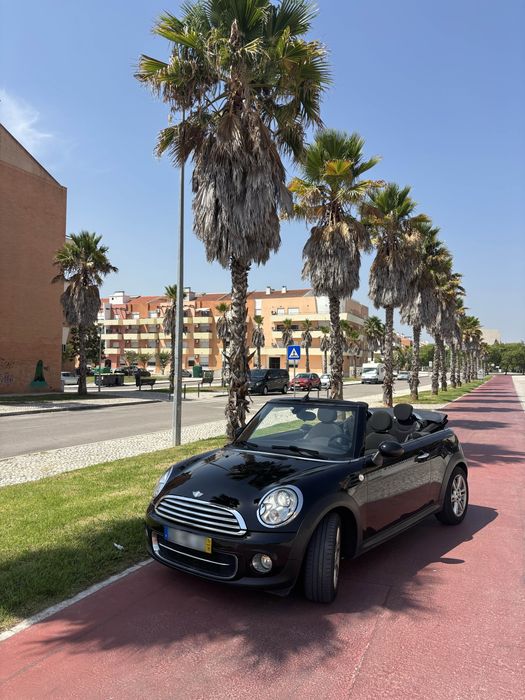Mini Cabrio Preto