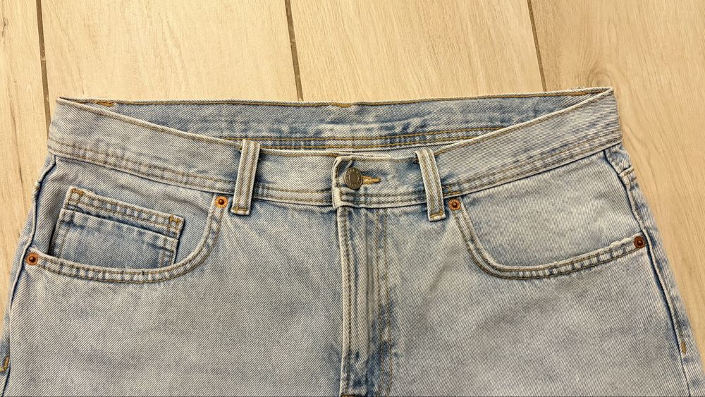 Szorty  jeansowe  Zara 42