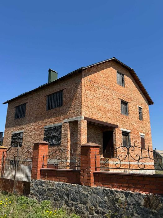 (5) Продам будинок в Хмільнику 7050