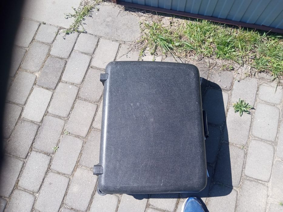 Walizka plastikowa VIP