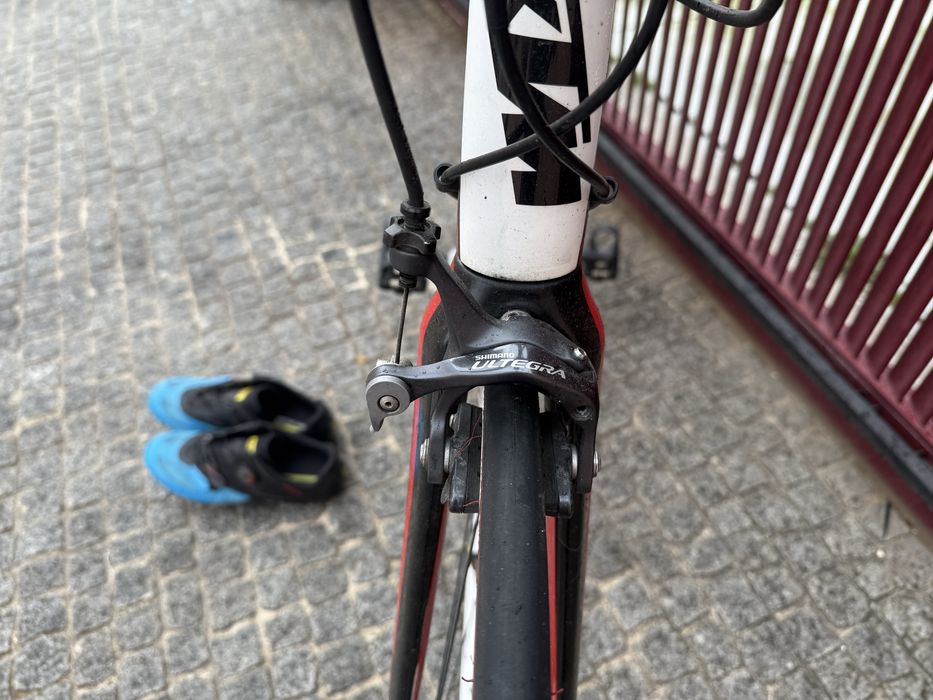 Bicicleta KTM carbono