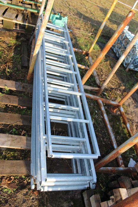 Rusztowanie elewacyjne plettac 12x6m powierzchnia robocza 72m2