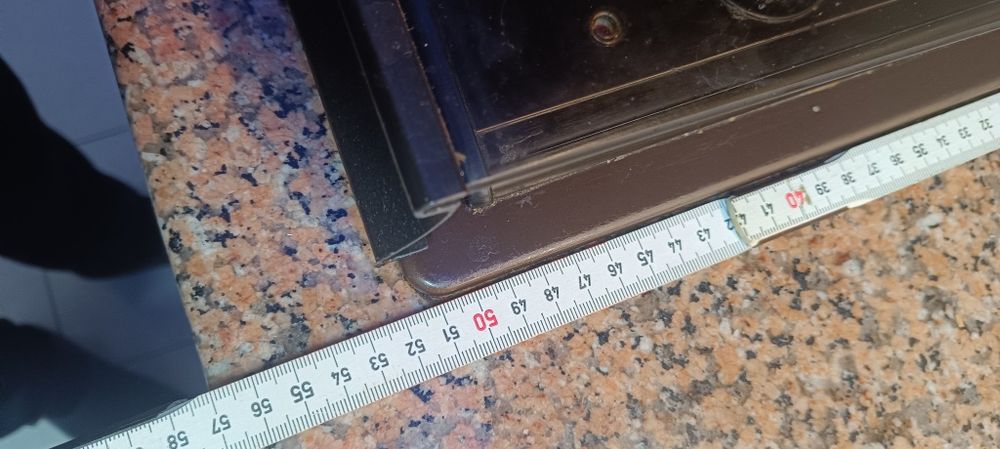 Placa de fogão Teka gás e eléctrica, com tampa de vidro