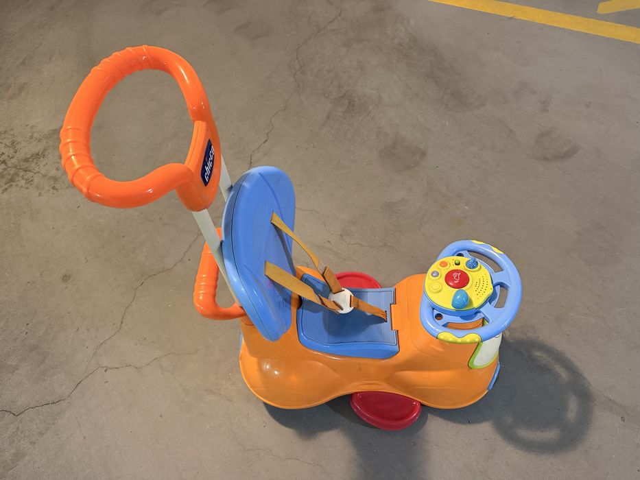 Carro Chicco andante
