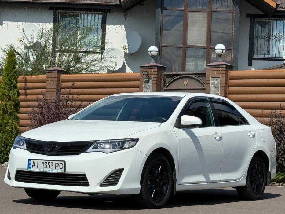 Toyota Camry 2013 2,5 ГБО Обслужена Відмінний стан