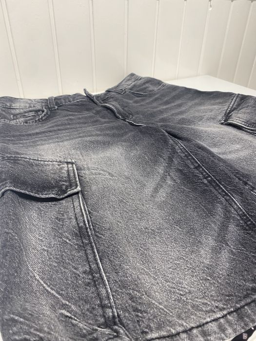 Calções cargo pretos