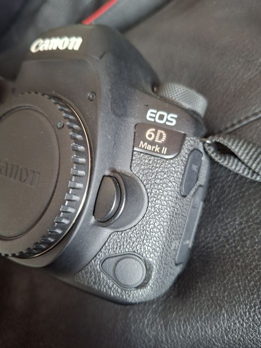Кенон 6д марк2 +спалах yn 600 rt2 в ідеальному стані