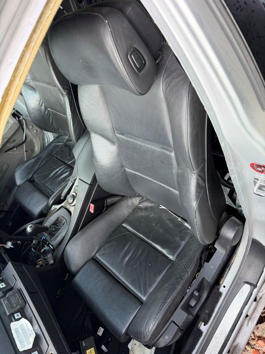 BMW E60 E61 fotele SPORT skóra czarne półelektryczne komplet 2 szt