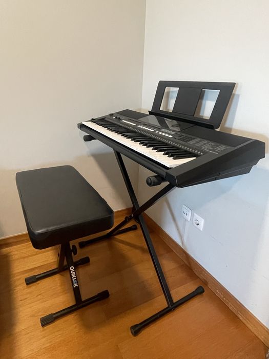 Yamaha PSR-E433 Completo | Banco + Suporte Regulável | Excelente Estado