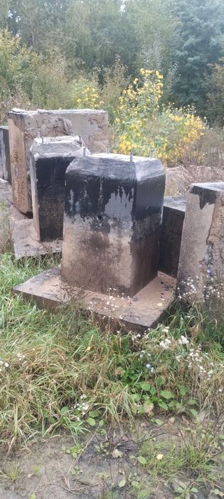 Sprzedam stopy betonowe