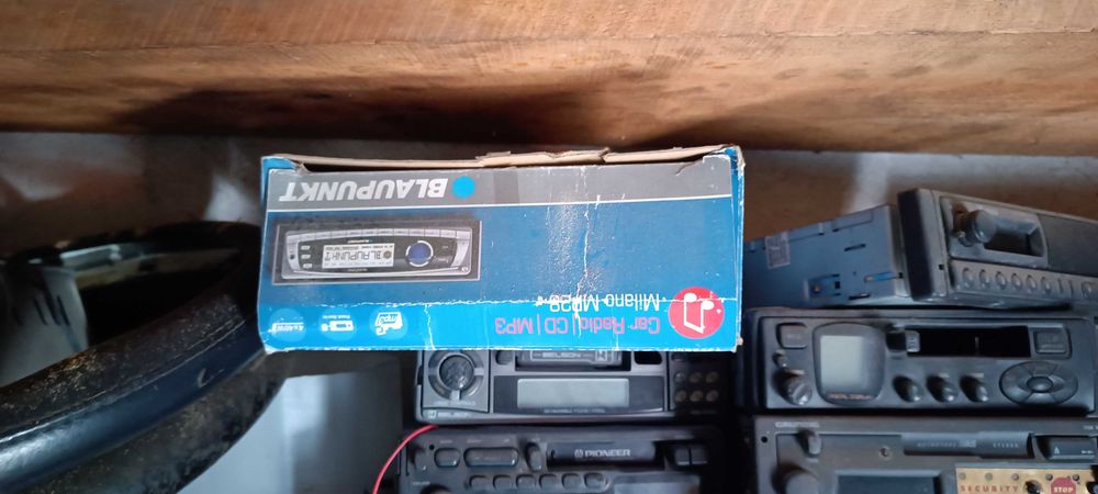 Rádios automóveis antigos